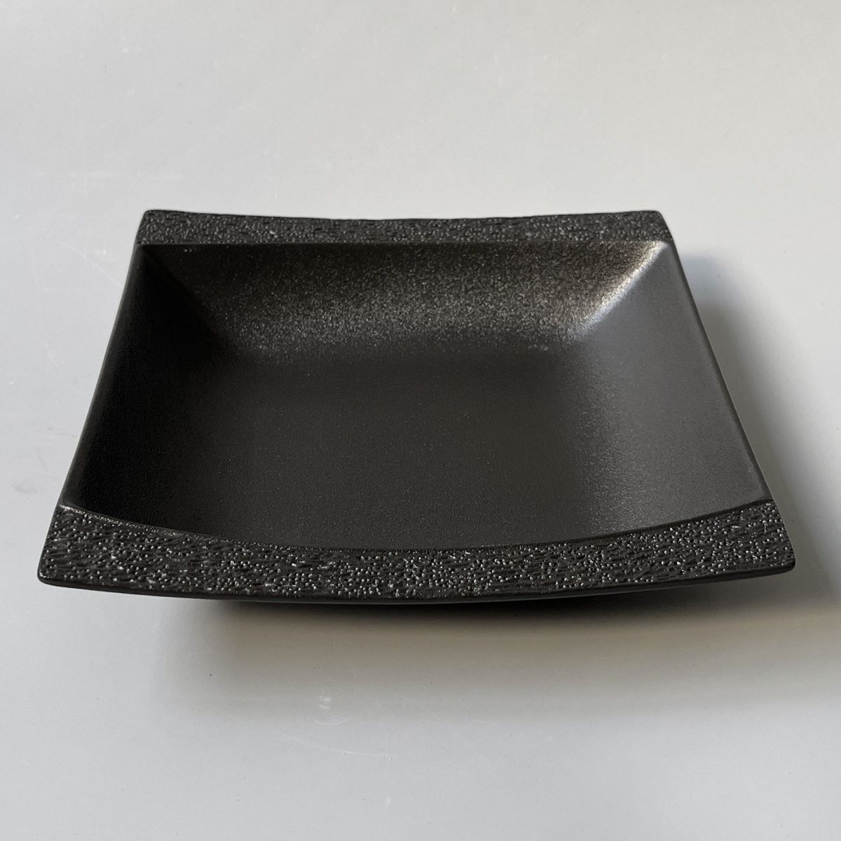 Vierkant zwart diep bord 'Palace'